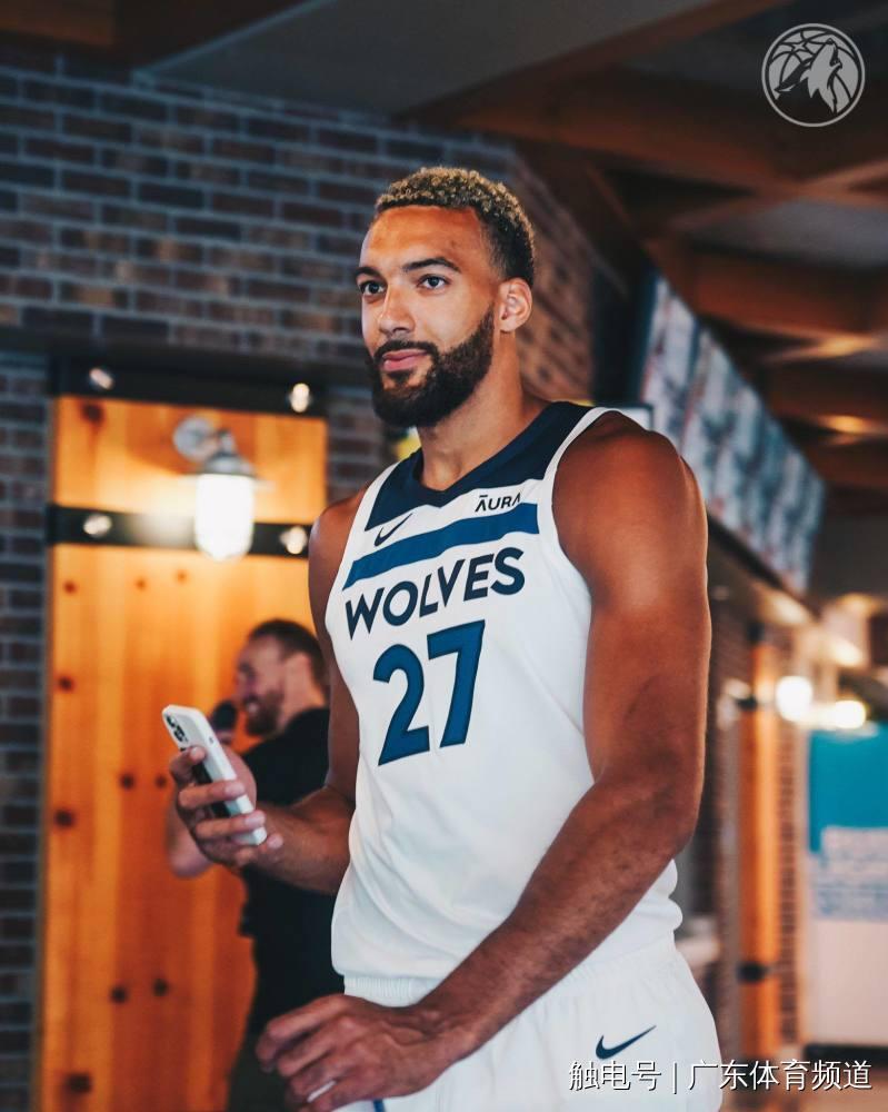 今年nba交易（NBA转会动态：戈贝尔加盟森林狼 比尔2.51亿顶薪续约奇才）