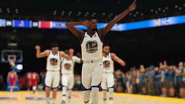 ps4打nba的游戏有哪些（PS4国行版《NBA 2K19》初体验：网络稳、解说强，国行值得等待！）