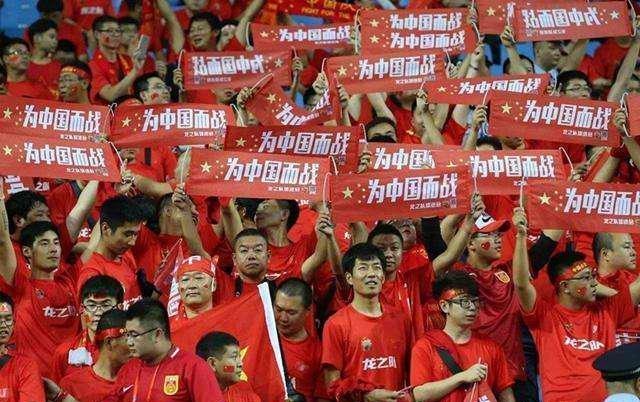 98世界杯预选赛中国队（回顾国足2002年晋级世界杯：占天时地利人和，现役国足为何赶不上）