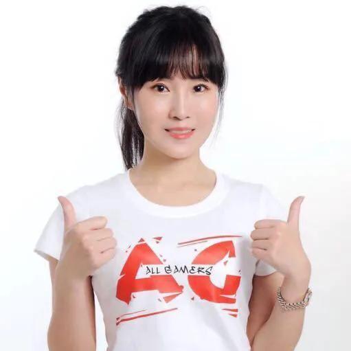 电竞女神依依（你了解银河战舰AG超玩会吗？）