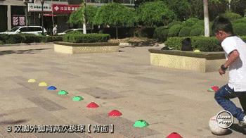 足球绕桩有什么技巧（足球训练：周清彬绕转盘带训练合集（从入门到进阶））