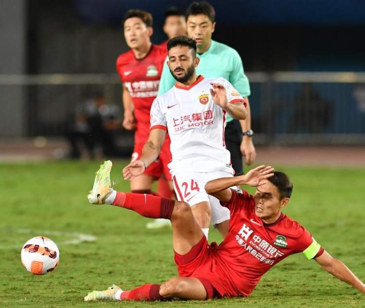 中超u23调整什么看漫（海港再遇难题！国青小将归队，“U23政策”重启后如何调整阵容）