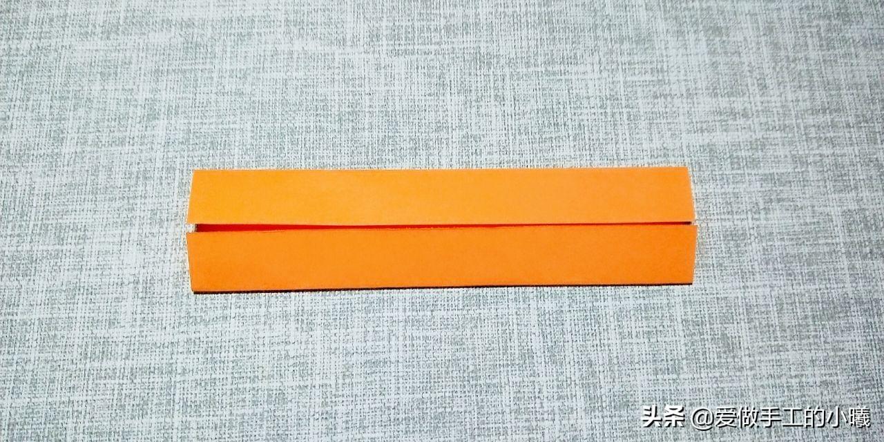 折一个火焰剑（几步就能完成的折纸宝剑，简单好玩不伤人，90后的记忆）