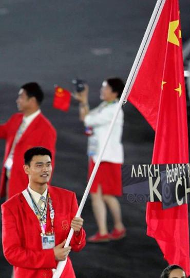奥运会旗手必须是运动员吗（中国奥运旗手选拔）