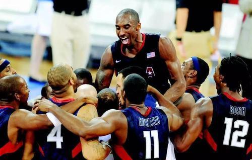 08年姚明nba比赛录像（08年奥运会中国队VS美国队：韦德19分，老詹18分，那姚明和科比呢）