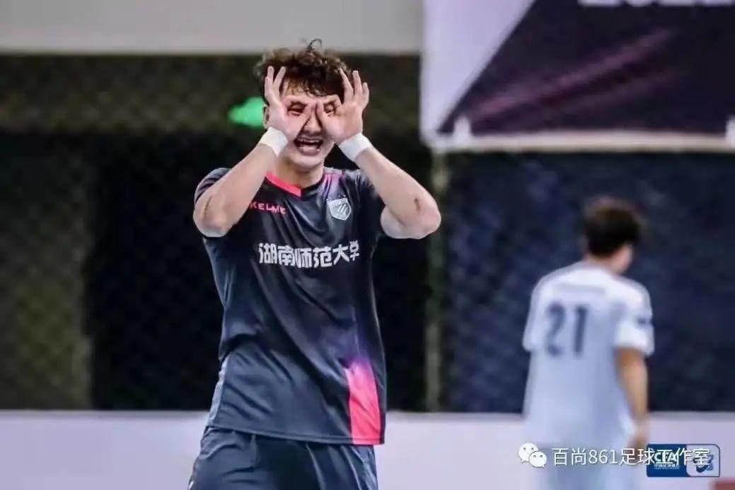 王博足球运动员（喜报！郴州奶滴噶入选中国国家男子足球队）
