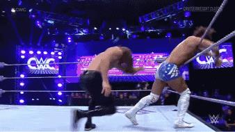 wwe2010（十大凶残WWE招式，已经全部被禁用，最后一招中了至少住院一个月）