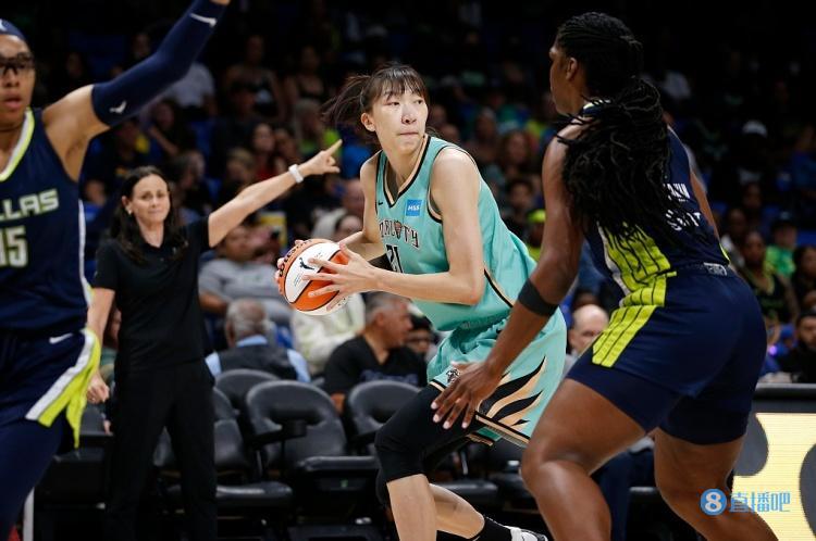 最新wNBA排名（WNBA还剩2个季后赛名额 自由人等4队将在末轮展开决战）